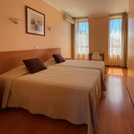 Imperio Hotel 2*