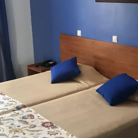 Imperio Ξενοδοχείο 2*